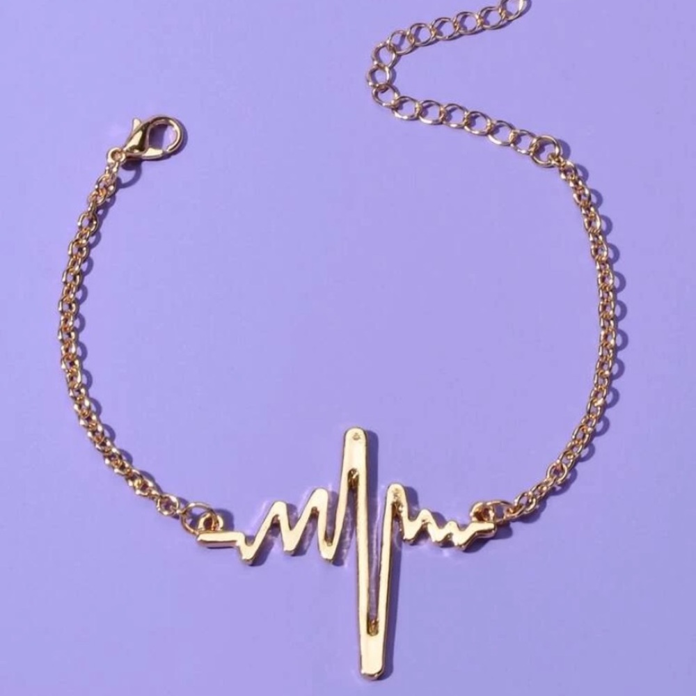 🆕3/$30 gold heartbeat bracelet - Picture 1 of 4